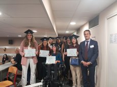 Devenir assistant de service social : un engagement au service de l'autre et une capacité d'agir pour une société solidaire